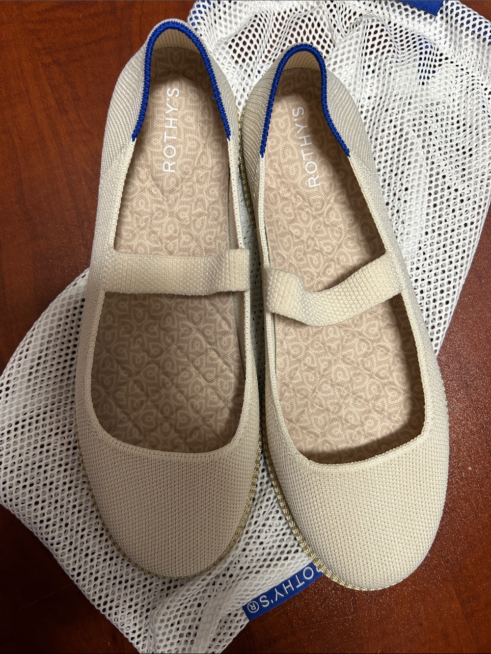 Rothy’s The Point Flats Women’s Size 8 Cream Beige Knit Worn Once